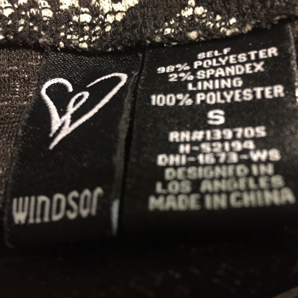 Windsor dress 🖤 - Picture 7 of 7